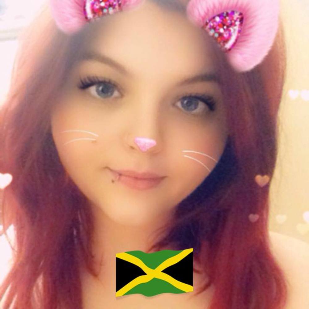 Meet your Posher, Chrissy